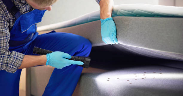 Best Exterminator Services  in Pinckney, MI